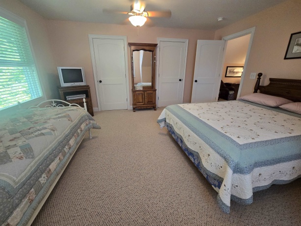 5A114 Apple Canyon, APPLE RIVER, Illinois 61001, 3 Bedrooms Bedrooms, ,2 BathroomsBathrooms,House,For Sale,Apple Canyon,202603803
