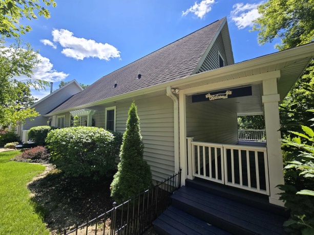 5A114 Apple Canyon, APPLE RIVER, Illinois 61001, 3 Bedrooms Bedrooms, ,2 BathroomsBathrooms,House,For Sale,Apple Canyon,202603803