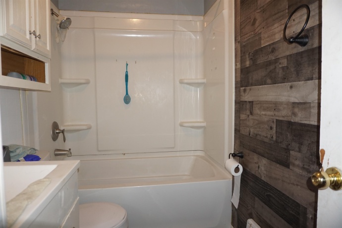 703 Maple, MACHESNEY PARK, Illinois 61115, 2 Bedrooms Bedrooms, ,2 BathroomsBathrooms,House,For Sale,Maple,202603804