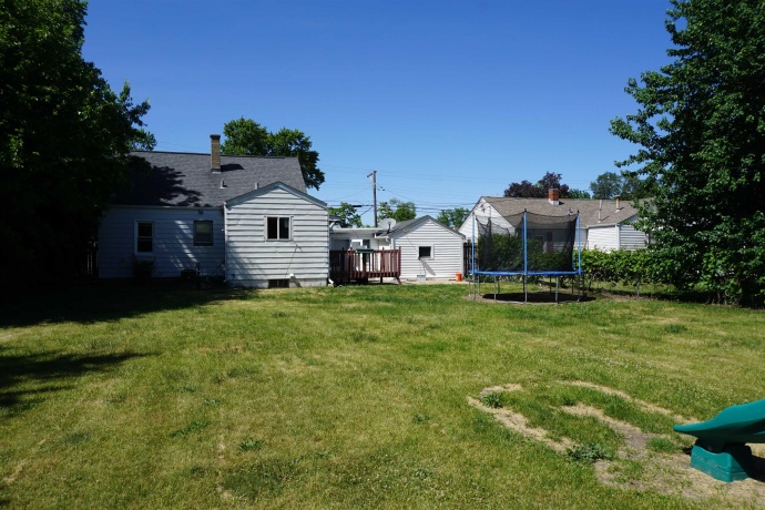 703 Maple, MACHESNEY PARK, Illinois 61115, 2 Bedrooms Bedrooms, ,2 BathroomsBathrooms,House,For Sale,Maple,202603804