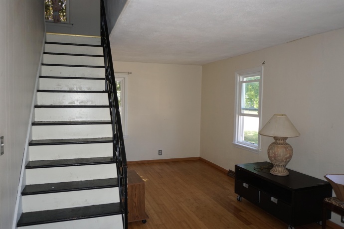 703 Maple, MACHESNEY PARK, Illinois 61115, 2 Bedrooms Bedrooms, ,2 BathroomsBathrooms,House,For Sale,Maple,202603804