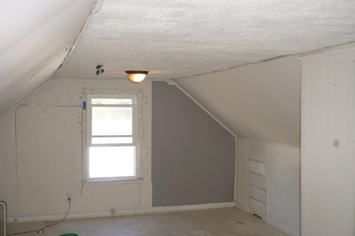 703 Maple, MACHESNEY PARK, Illinois 61115, 2 Bedrooms Bedrooms, ,2 BathroomsBathrooms,House,For Sale,Maple,202603804