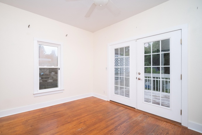 420 Park, FREEPORT, Illinois 61032, 2 Bedrooms Bedrooms, ,1 BathroomBathrooms,House,For Sale,Park,202603806