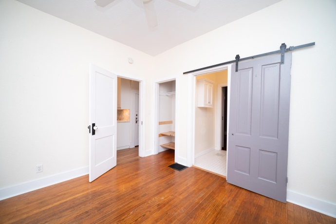 420 Park, FREEPORT, Illinois 61032, 2 Bedrooms Bedrooms, ,1 BathroomBathrooms,House,For Sale,Park,202603806