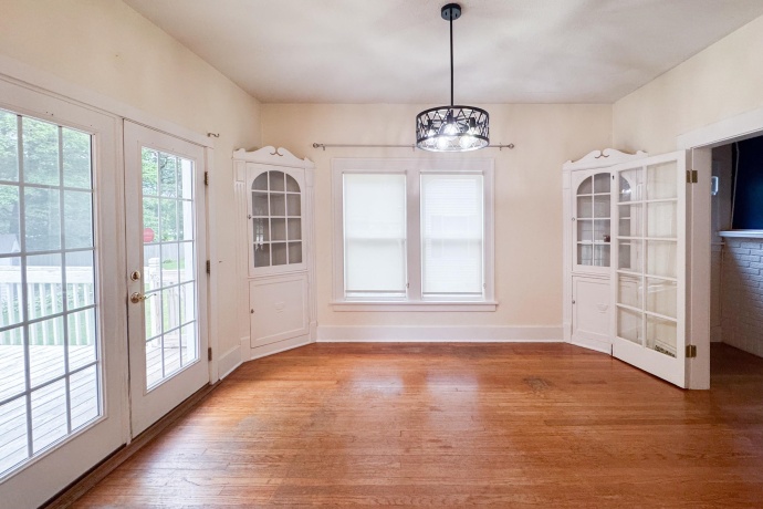 420 Park, FREEPORT, Illinois 61032, 2 Bedrooms Bedrooms, ,1 BathroomBathrooms,House,For Sale,Park,202603806