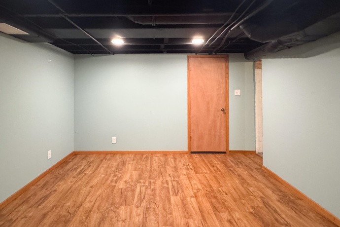 420 Park, FREEPORT, Illinois 61032, 2 Bedrooms Bedrooms, ,1 BathroomBathrooms,House,For Sale,Park,202603806