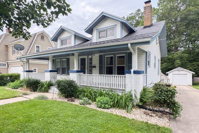 420 Park, FREEPORT, Illinois 61032, 2 Bedrooms Bedrooms, ,1 BathroomBathrooms,House,For Sale,Park,202603806