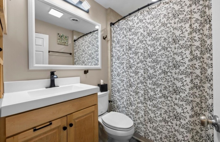 701 Kane, SOUTH ELGIN, Illinois 60177, 3 Bedrooms Bedrooms, ,2 BathroomsBathrooms,House,For Sale,Kane,202603807