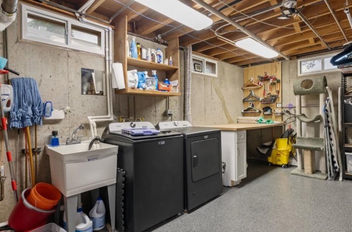 701 Kane, SOUTH ELGIN, Illinois 60177, 3 Bedrooms Bedrooms, ,2 BathroomsBathrooms,House,For Sale,Kane,202603807