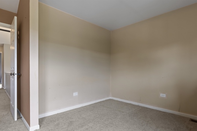 2652 Cesario, HAMPSHIRE, Illinois 60140, 3 Bedrooms Bedrooms, ,2 BathroomsBathrooms,Condominium,For Sale,Cesario,202603809