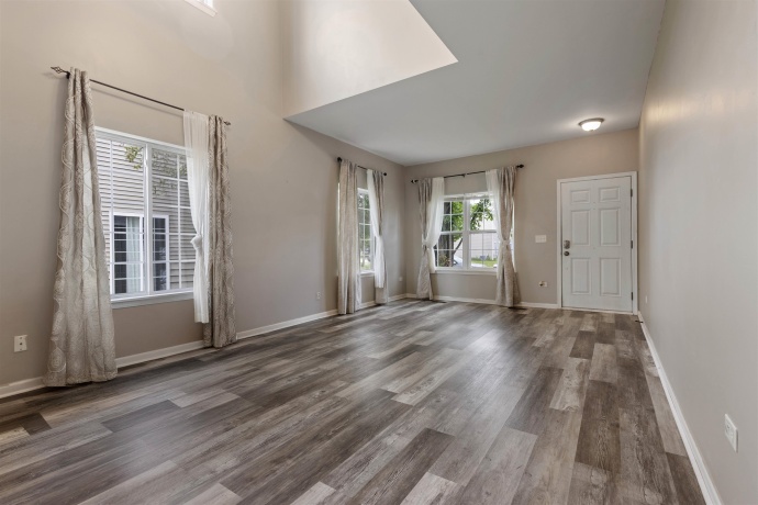 2652 Cesario, HAMPSHIRE, Illinois 60140, 3 Bedrooms Bedrooms, ,2 BathroomsBathrooms,Condominium,For Sale,Cesario,202603809