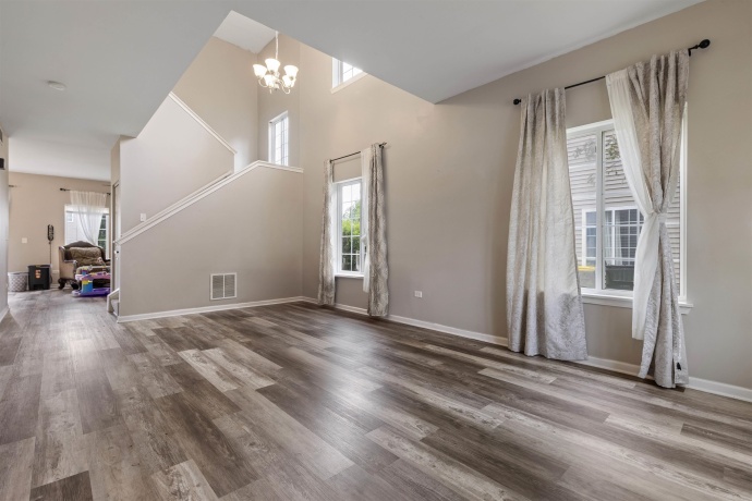 2652 Cesario, HAMPSHIRE, Illinois 60140, 3 Bedrooms Bedrooms, ,2 BathroomsBathrooms,Condominium,For Sale,Cesario,202603809