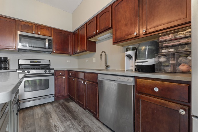 2652 Cesario, HAMPSHIRE, Illinois 60140, 3 Bedrooms Bedrooms, ,2 BathroomsBathrooms,Condominium,For Sale,Cesario,202603809