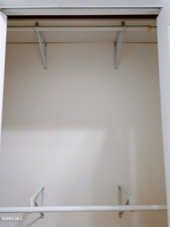 102 Market Street, Apt. 2, MOUNT CARROLL, Illinois 61053, 2 Bedrooms Bedrooms, ,1 BathroomBathrooms,House,For Sale,Market Street, Apt. 2,170960