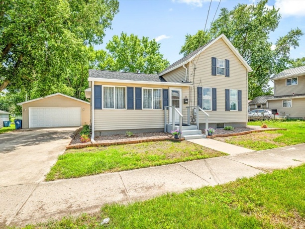 29 Main, AMBOY, Illinois 61310, 3 Bedrooms Bedrooms, ,1 BathroomBathrooms,House,For Sale,Main,202603811