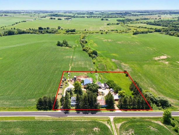 3139 McConnell, DAKOTA, Illinois 61018, 4 Bedrooms Bedrooms, ,1 BathroomBathrooms,Farm,For Sale,McConnell,202603814