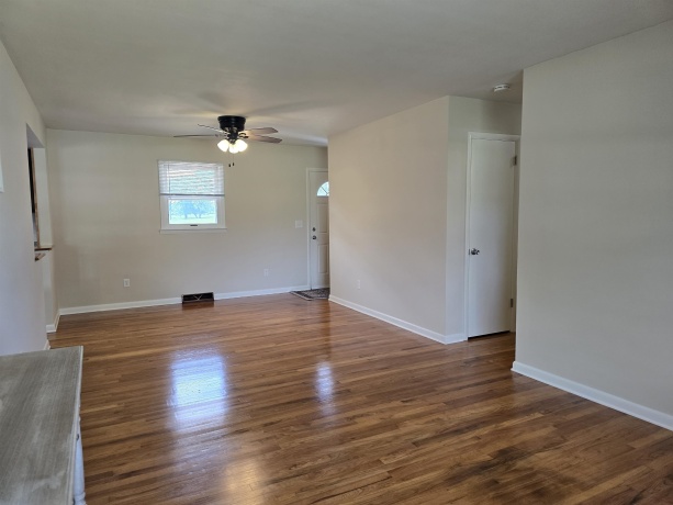 4850 Fielding, ROCKFORD, Illinois 61102, 3 Bedrooms Bedrooms, ,1 BathroomBathrooms,House,For Sale,Fielding,202603812