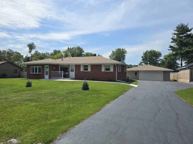 4850 Fielding, ROCKFORD, Illinois 61102, 3 Bedrooms Bedrooms, ,1 BathroomBathrooms,House,For Sale,Fielding,202603812