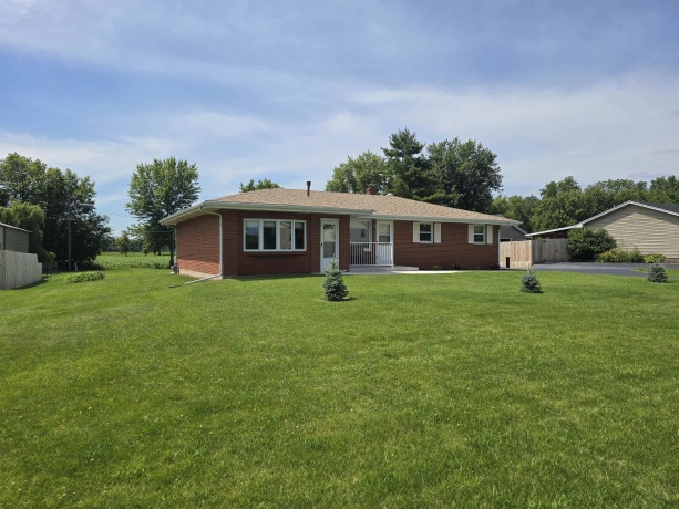 4850 Fielding, ROCKFORD, Illinois 61102, 3 Bedrooms Bedrooms, ,1 BathroomBathrooms,House,For Sale,Fielding,202603812
