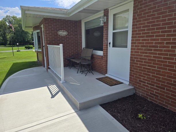 4850 Fielding, ROCKFORD, Illinois 61102, 3 Bedrooms Bedrooms, ,1 BathroomBathrooms,House,For Sale,Fielding,202603812
