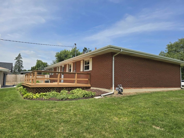 4850 Fielding, ROCKFORD, Illinois 61102, 3 Bedrooms Bedrooms, ,1 BathroomBathrooms,House,For Sale,Fielding,202603812