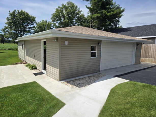 4850 Fielding, ROCKFORD, Illinois 61102, 3 Bedrooms Bedrooms, ,1 BathroomBathrooms,House,For Sale,Fielding,202603812