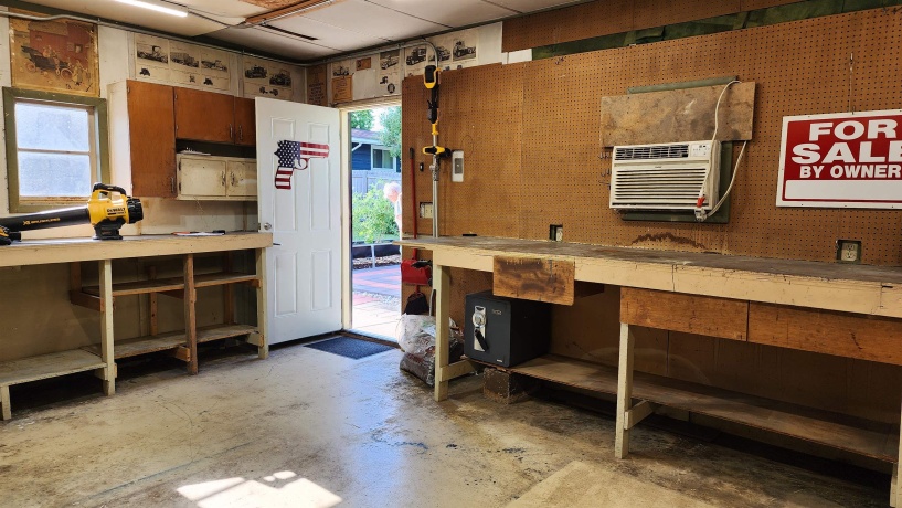 1851 Cleveland, BELOIT, Wisconsin 53511, 2 Bedrooms Bedrooms, ,2 BathroomsBathrooms,House,For Sale,Cleveland,202603712
