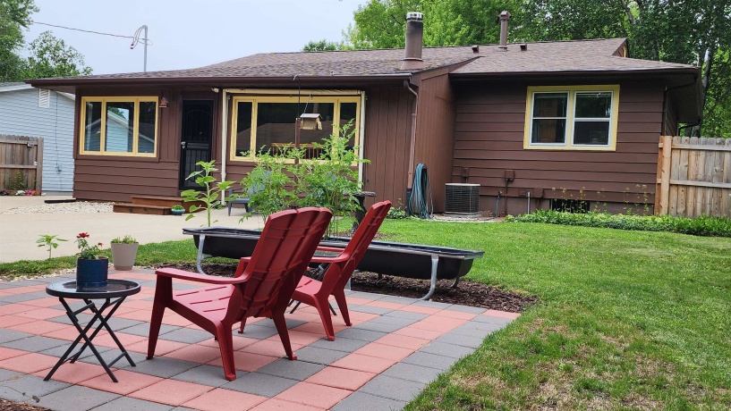 1851 Cleveland, BELOIT, Wisconsin 53511, 2 Bedrooms Bedrooms, ,2 BathroomsBathrooms,House,For Sale,Cleveland,202603712