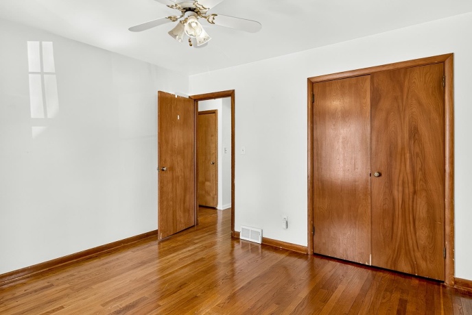 4010 Pinecrest, ROCKFORD, Illinois 61107, 3 Bedrooms Bedrooms, ,1 BathroomBathrooms,House,For Sale,Pinecrest,202603816