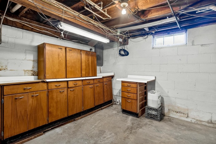 4010 Pinecrest, ROCKFORD, Illinois 61107, 3 Bedrooms Bedrooms, ,1 BathroomBathrooms,House,For Sale,Pinecrest,202603816