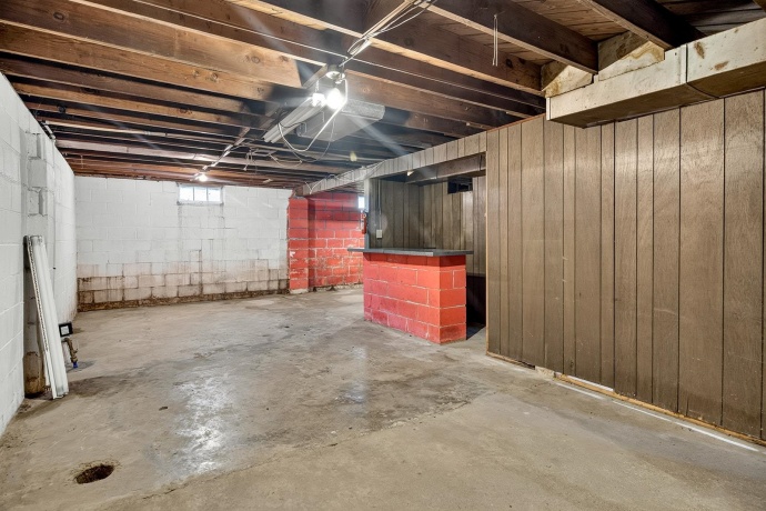 4010 Pinecrest, ROCKFORD, Illinois 61107, 3 Bedrooms Bedrooms, ,1 BathroomBathrooms,House,For Sale,Pinecrest,202603816