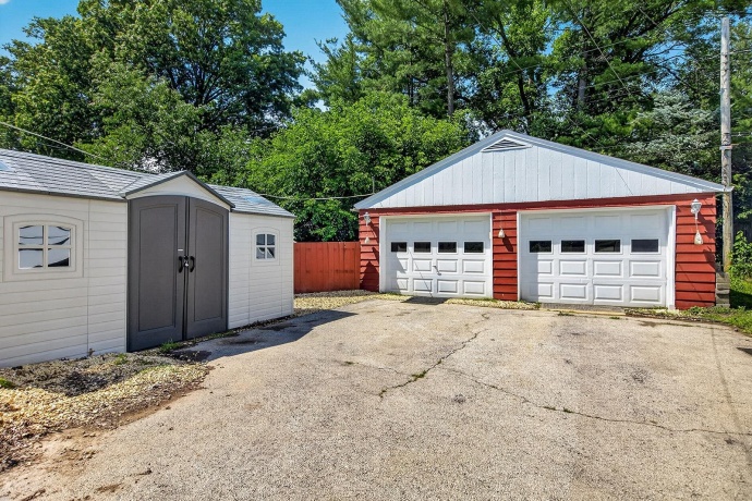 4010 Pinecrest, ROCKFORD, Illinois 61107, 3 Bedrooms Bedrooms, ,1 BathroomBathrooms,House,For Sale,Pinecrest,202603816