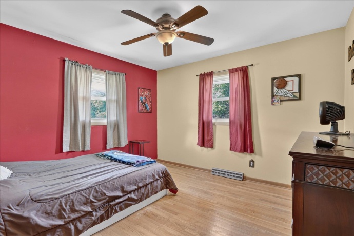 3429 Pontiac, ROCKFORD, Illinois 61101, 3 Bedrooms Bedrooms, ,1 BathroomBathrooms,House,For Sale,Pontiac,202603817