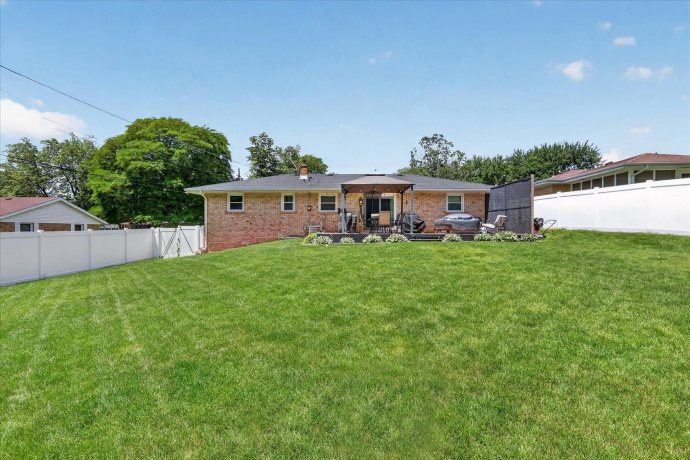 3429 Pontiac, ROCKFORD, Illinois 61101, 3 Bedrooms Bedrooms, ,1 BathroomBathrooms,House,For Sale,Pontiac,202603817