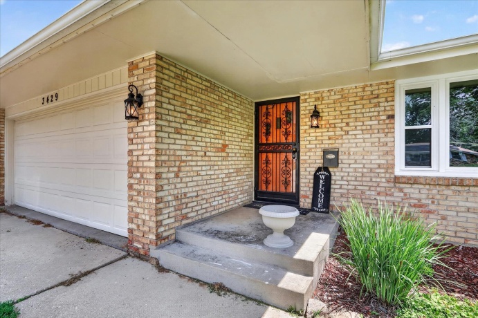 3429 Pontiac, ROCKFORD, Illinois 61101, 3 Bedrooms Bedrooms, ,1 BathroomBathrooms,House,For Sale,Pontiac,202603817