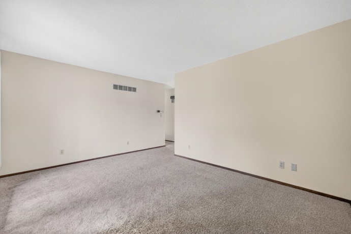 130 Andrews, BELVIDERE, Illinois 61008, 3 Bedrooms Bedrooms, ,2 BathroomsBathrooms,House,For Sale,Andrews,202603819
