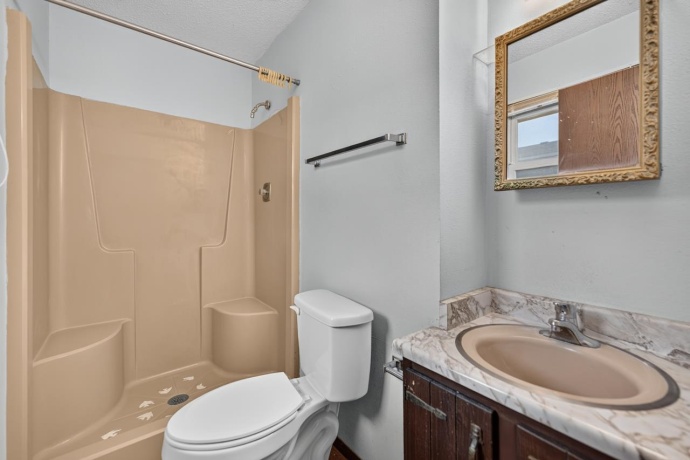 130 Andrews, BELVIDERE, Illinois 61008, 3 Bedrooms Bedrooms, ,2 BathroomsBathrooms,House,For Sale,Andrews,202603819