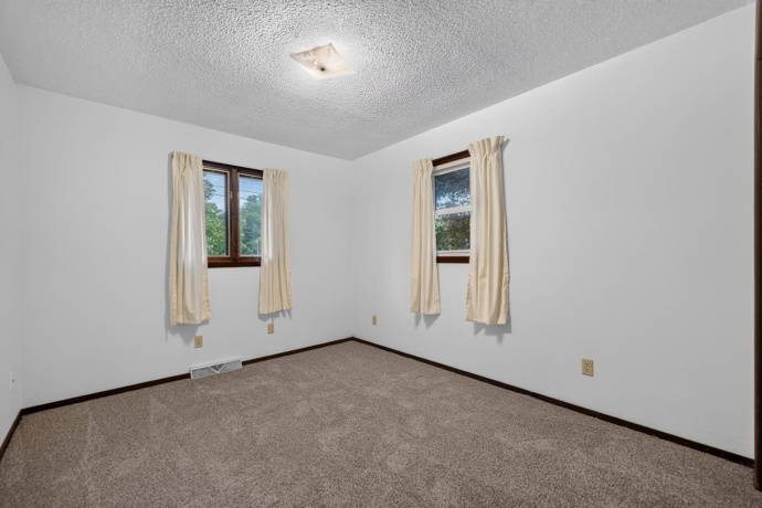 130 Andrews, BELVIDERE, Illinois 61008, 3 Bedrooms Bedrooms, ,2 BathroomsBathrooms,House,For Sale,Andrews,202603819
