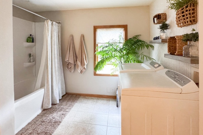 512 FRANKLIN ST, W, ROCKTON, Illinois 61072, 3 Bedrooms Bedrooms, ,2 BathroomsBathrooms,House,For Sale,FRANKLIN ST, W,202603820