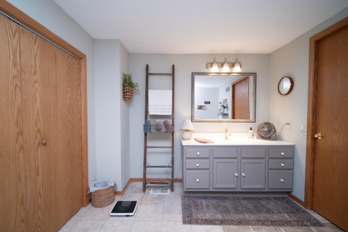 512 FRANKLIN ST, W, ROCKTON, Illinois 61072, 3 Bedrooms Bedrooms, ,2 BathroomsBathrooms,House,For Sale,FRANKLIN ST, W,202603820