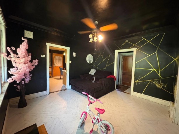14032 Burnham, CHICAGO, Illinois 60633, 3 Bedrooms Bedrooms, ,2 BathroomsBathrooms,House,For Sale,Burnham,202603822