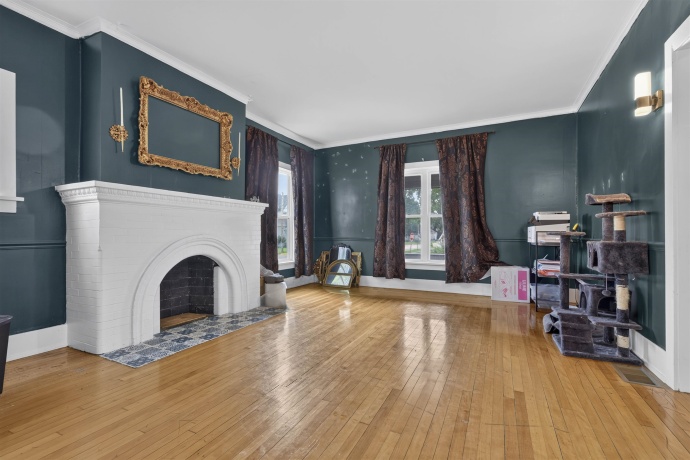 1222 State St, BELVIDERE, Illinois 61008, 4 Bedrooms Bedrooms, ,1 BathroomBathrooms,House,For Sale,State St,202603829
