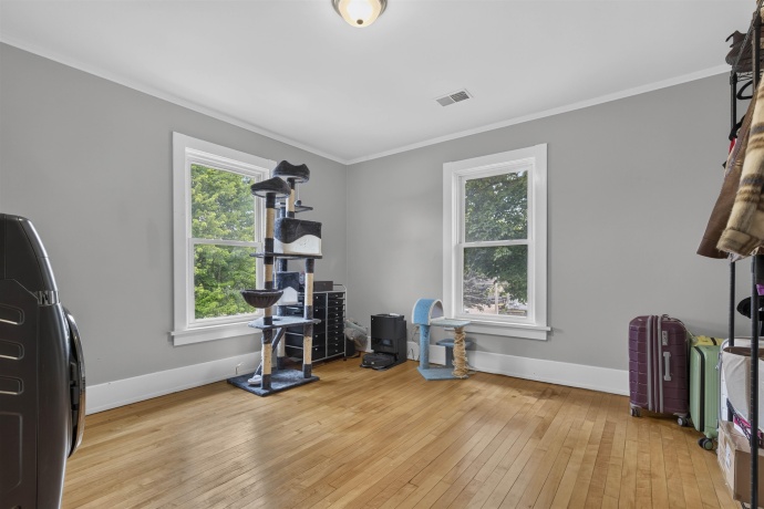 1222 State St, BELVIDERE, Illinois 61008, 4 Bedrooms Bedrooms, ,1 BathroomBathrooms,House,For Sale,State St,202603829