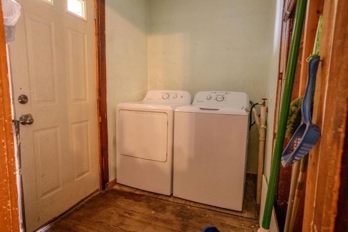 102 Rock City, GERMAN VALLEY, Illinois 61039, 4 Bedrooms Bedrooms, ,1 BathroomBathrooms,House,For Sale,Rock City,202603833