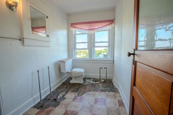 102 Rock City, GERMAN VALLEY, Illinois 61039, 4 Bedrooms Bedrooms, ,1 BathroomBathrooms,House,For Sale,Rock City,202603833