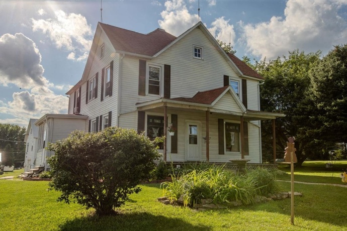 102 Rock City, GERMAN VALLEY, Illinois 61039, 4 Bedrooms Bedrooms, ,1 BathroomBathrooms,House,For Sale,Rock City,202603833