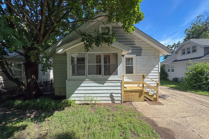 719 Lawn, LOVES PARK, Illinois 61111, 3 Bedrooms Bedrooms, ,1 BathroomBathrooms,House,For Sale,Lawn,202603834