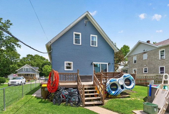 630 FAIRVIEW, SOUTH BELOIT, Illinois 61080, 3 Bedrooms Bedrooms, ,1 BathroomBathrooms,House,For Sale,FAIRVIEW,202603837