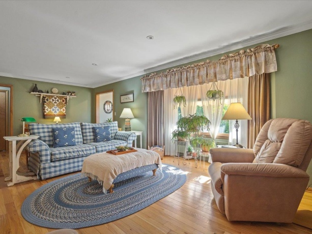 612 Oak Knolls, ROCKFORD, Illinois 61107, 2 Bedrooms Bedrooms, ,2 BathroomsBathrooms,House,For Sale,Oak Knolls,202603839