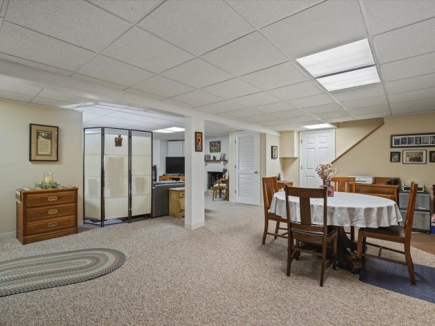 612 Oak Knolls, ROCKFORD, Illinois 61107, 2 Bedrooms Bedrooms, ,2 BathroomsBathrooms,House,For Sale,Oak Knolls,202603839